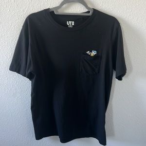 Uniqlo x Disney Donald Duck Unisex Tee Black Size Medium with side pocket